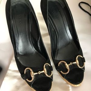 Gucci shoes sold